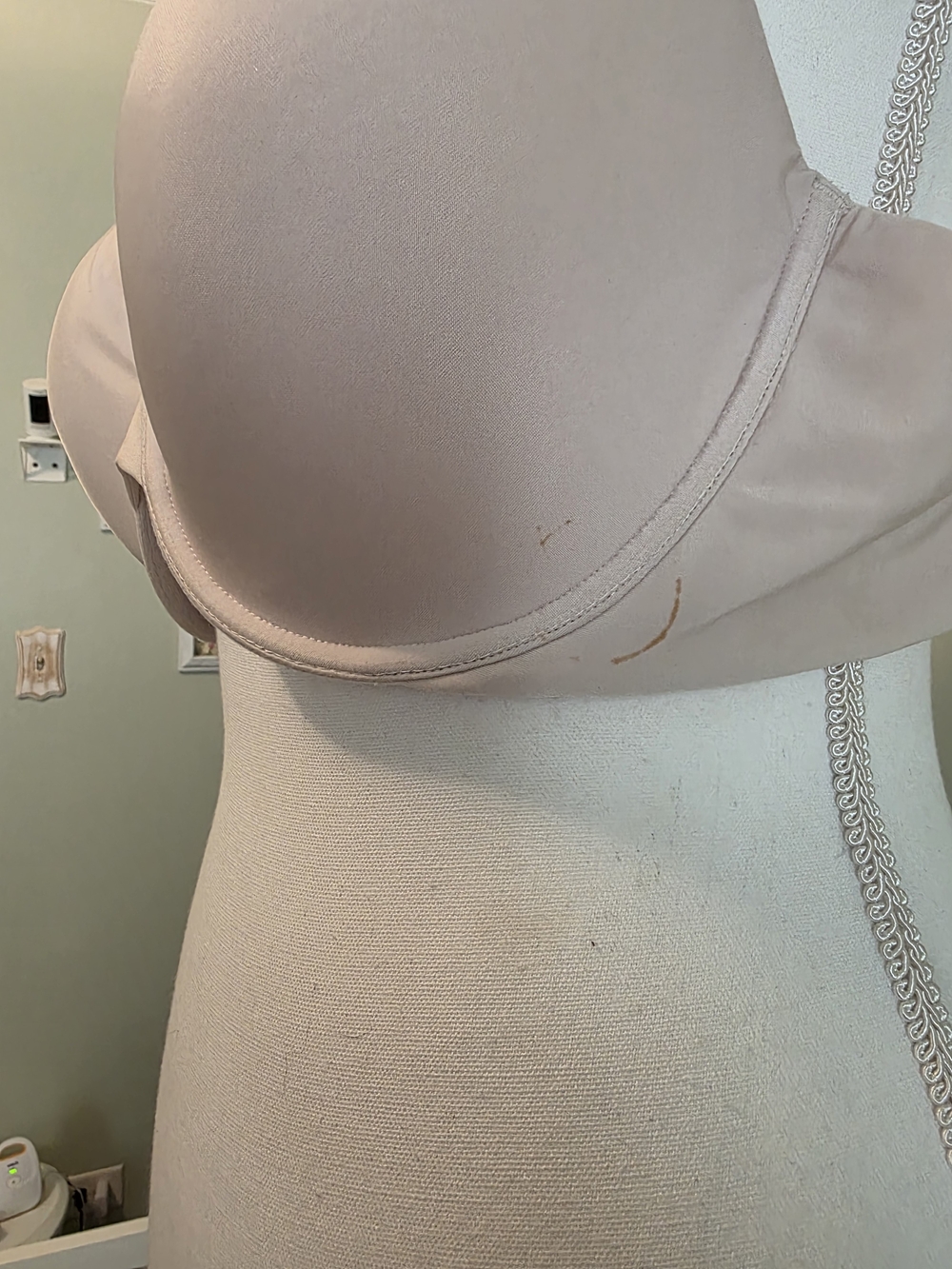 Victoria's Secret Light Nude Seamless T-Shirt Bra - Picture 6 of 6